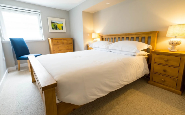 Summer Isles Hotel