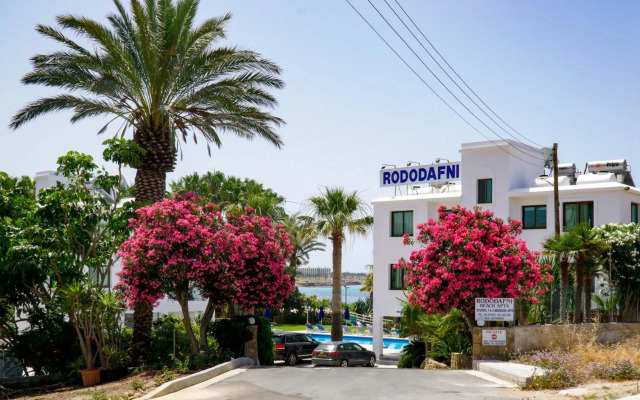 Rododafni Beach Apartments