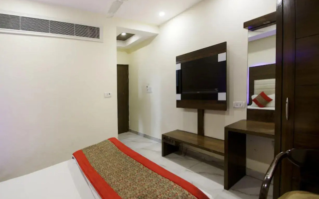 Hotel Saffron Inn