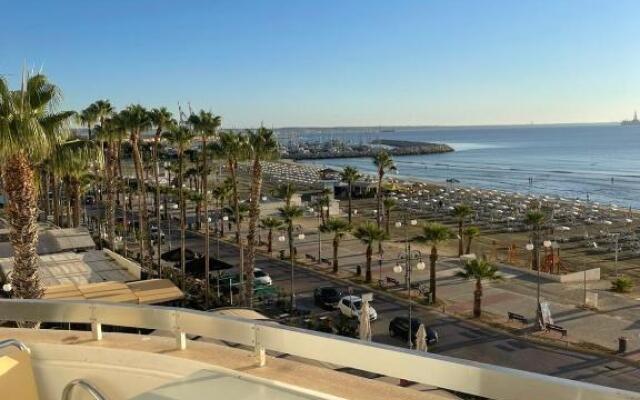 Alex Beach Apartment 34