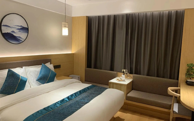 Fairyland Shangpin Hotel (Hengshui Yirancheng Railway Station)