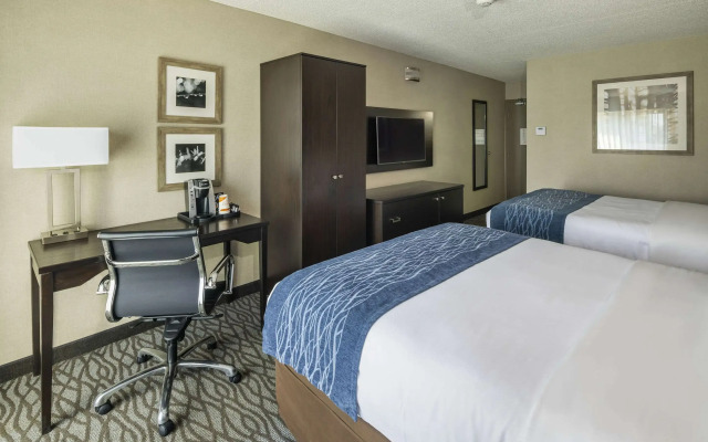 Comfort Inn Montréal Aéroport