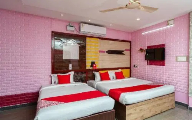 OYO 26735 Hotel Gnanam Residency