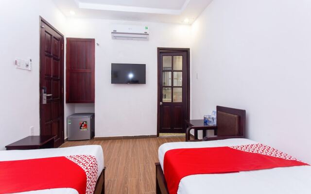 Oyo 525 Anazy Hotel