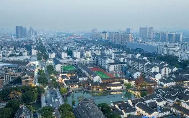 Home Inn Yunshang Four Seasons (Shaoxing  Ancient Town )