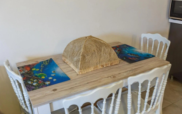 Cozy Flat Near Public Transportation in Tuzla