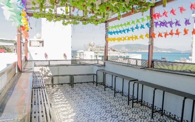 iFriends Hostel