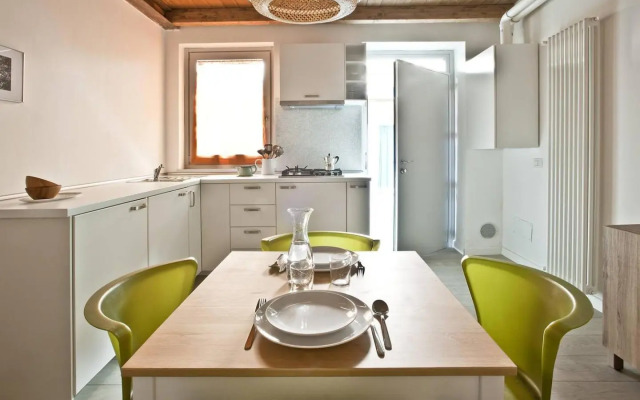 Casa Caramelli bilocale in corte