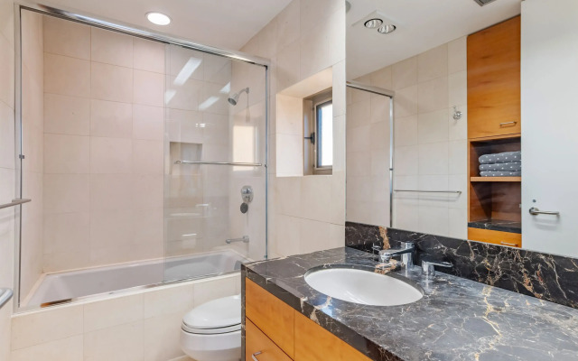 Malibu Glass Estate in Malibu, Malibu