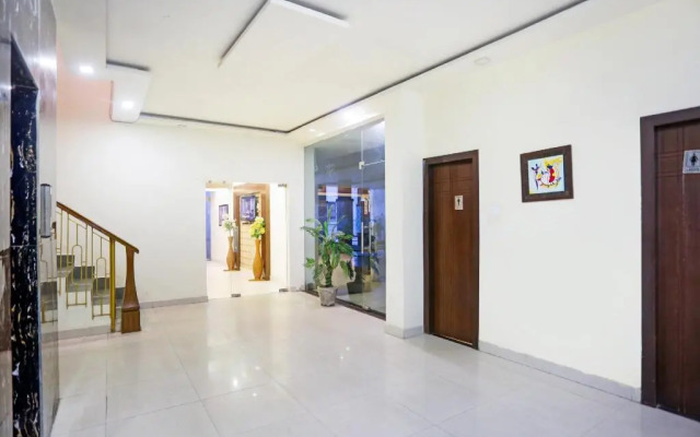 Hotel Rudra by OYO Rooms