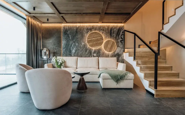 Crystal Pine Spa - LoftAffair Collection
