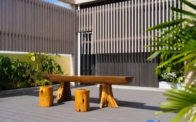 Meilu No.1 Courtyard City High-end Homestay (Xichang Moon Lake Park)