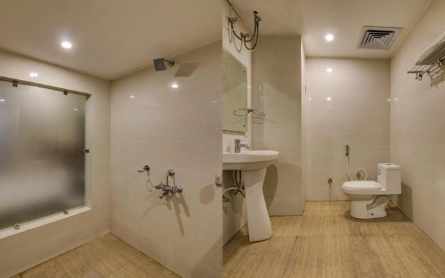 OYO Flagship 80495 Table And Talk