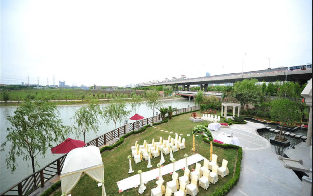 New Century Manju Hotel @SNIEC