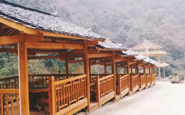 Chunjixia Resort