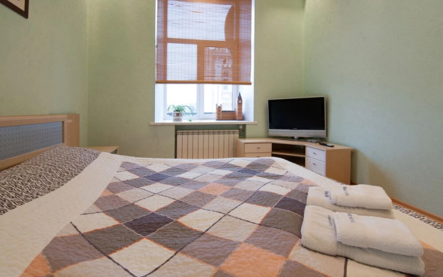 Home-Hotel Mikhailovsksya 22-A