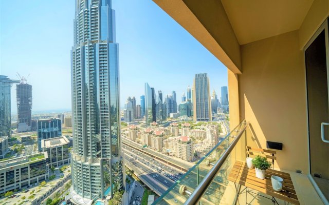 Address Dubai mall Balcony Burj view