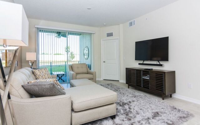 Family  Apartment at Storey Lake 272969