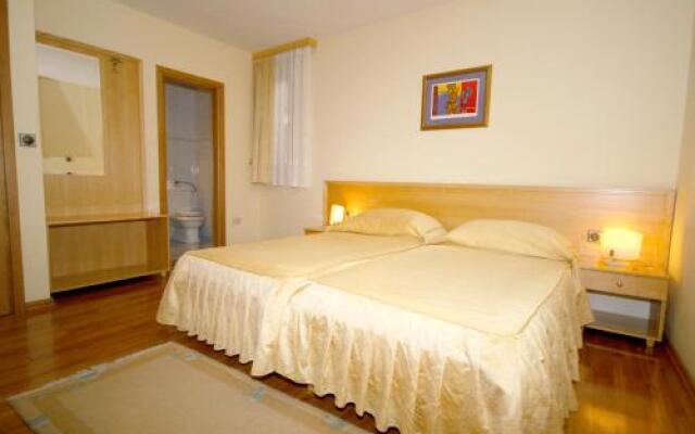 Bed and Breakfast Villa Ana