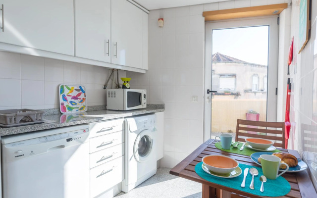 Music Relaxing Apt with bikes, terrace & parking