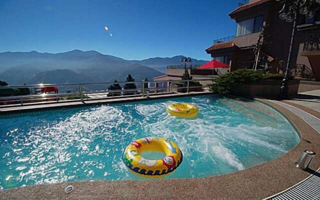 Chun Jing Hillview Villa