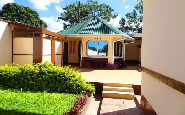 Big 5 junior lodge