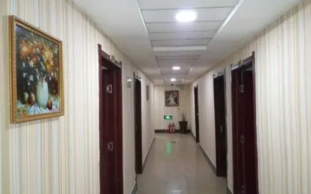 Jinyuan Express Hotel (Xinxiang No.2 Middle School)