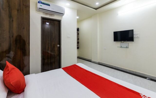 Oyo 39426 Hotel Lotus
