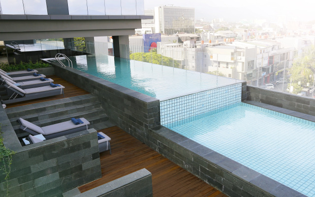 YELLO Hotel Paskal Bandung