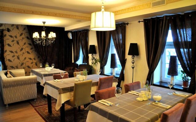 Отель «Лангуст»