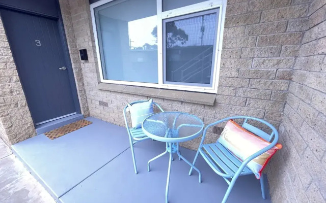 Botanic Racecourse Apartments