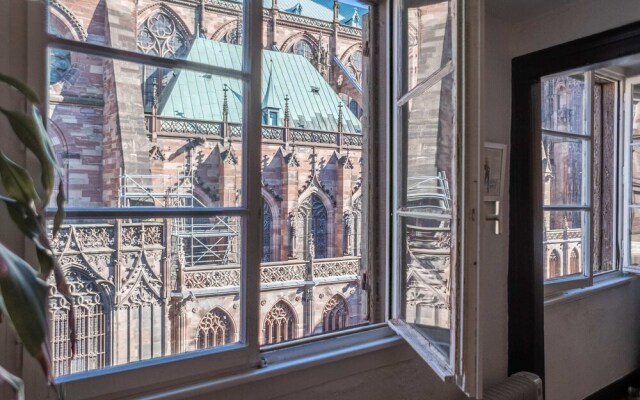 Place Cathedrale - Beautiful 2 Room Apartment Fully Equipped