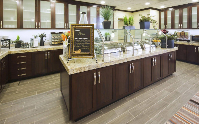 Homewood Suites by Hilton Lynnwood Seattle Everett, WA