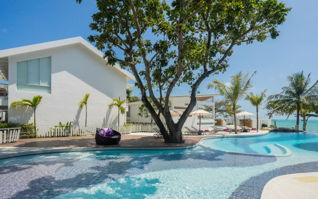 White Sand Samui Resort