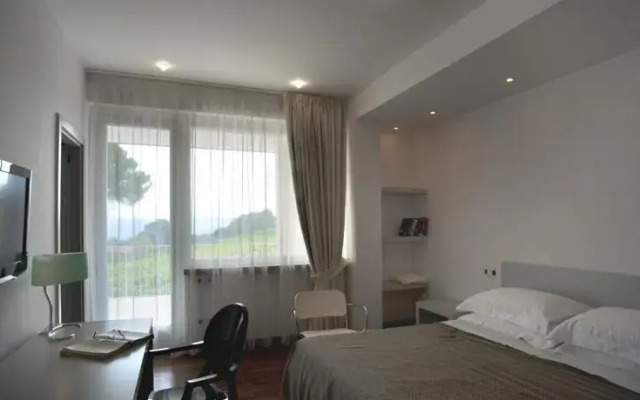 La Casa Serpico