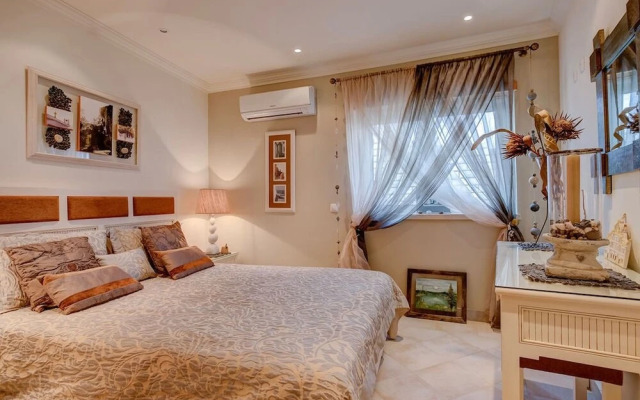 Carvoeiro Bay D Townhouse With Roof Top Jacuzzi