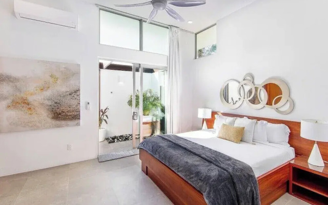 New Seaside Vacation Villa With Hotel Amenities v9