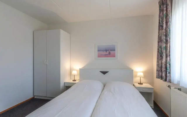 Spacious Holiday Apartment for 4 People