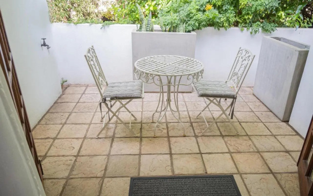 Kelkiewyn Waterkloof Guesthouse
