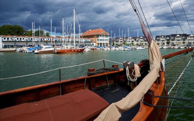 Holiday Apartment Harbor Flair