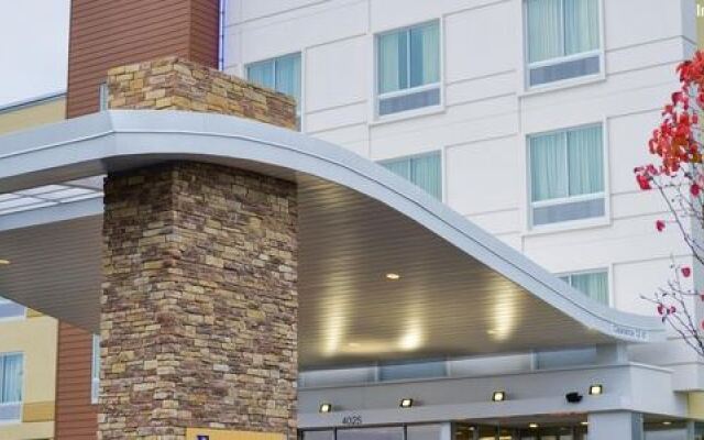 Fairfield Inn and Suites-Canton South