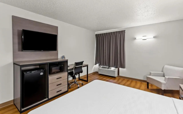 Best Western Camelot Inn