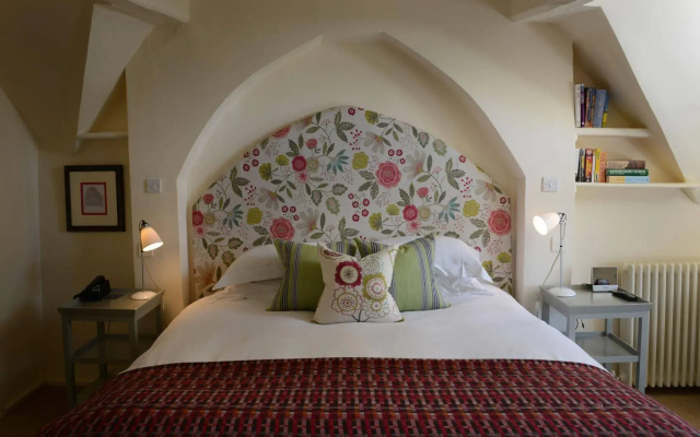 The Close Hotel