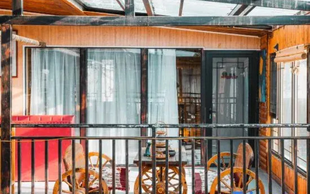 Xianting Yaju Hostel