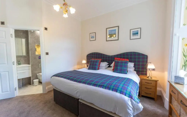 Montague Guest House