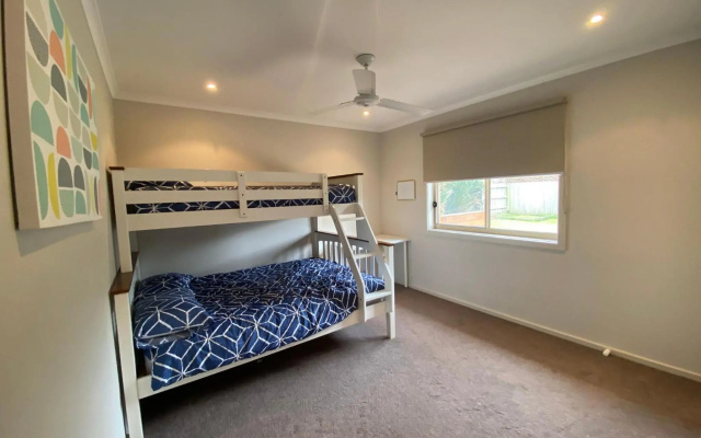 SHORE TO IMPRESS Wifi Included – Guest Rooms – Inverloch