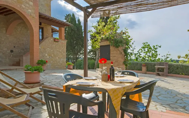 Casale Giulia