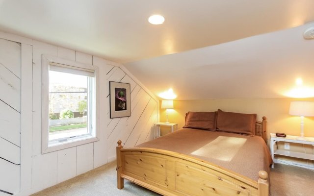 Hummingbird - One Bedroom Apartment, Sleeps 2