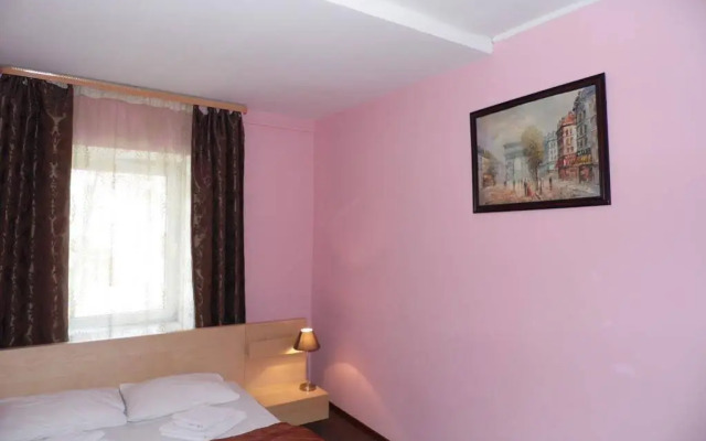 Vavilon Hotel