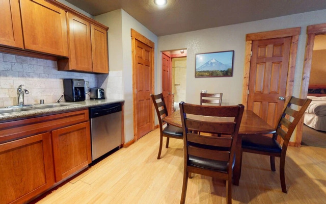 Hidden Valley 027 - Studio Condo